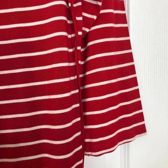 Tahari Long Sleeved Shirt Red & White Striped  Size Medium - Picture 15 of 16